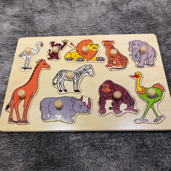 Wooden Knob Puzzles. Wild Animals