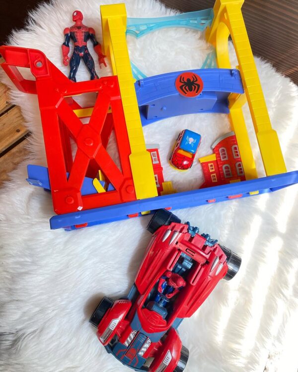 Spidey and His Amazing Friends