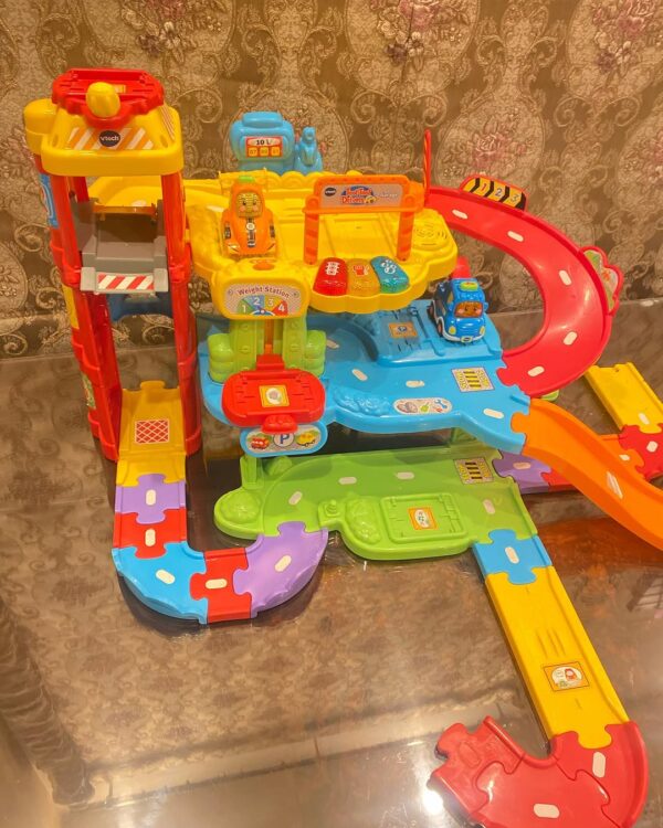 VTech Go! Go! Smart Wheels Park & Learn Deluxe Garage Playset