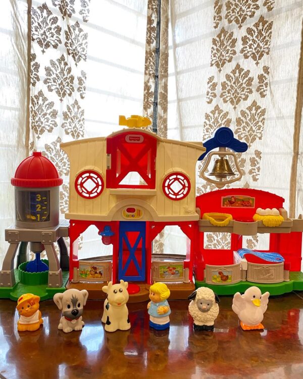 Fisher Price Musical Farm House