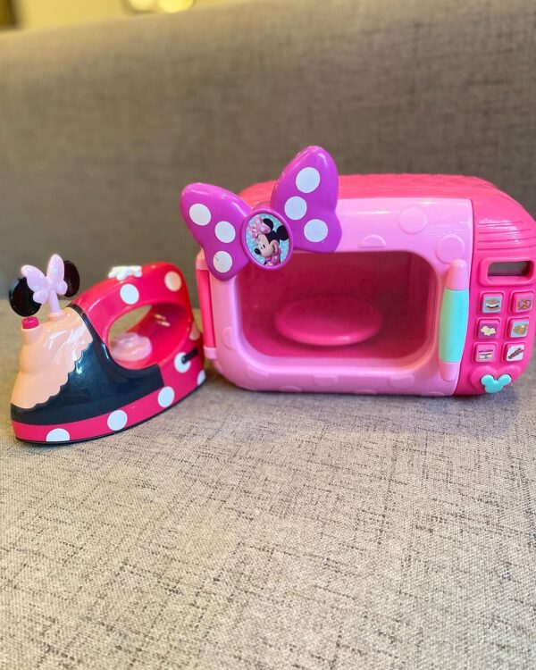 Disney Minnie Microwave Set
