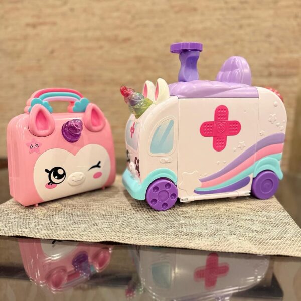 Kindi Kids Hospital Unicorn Ambulance Playset