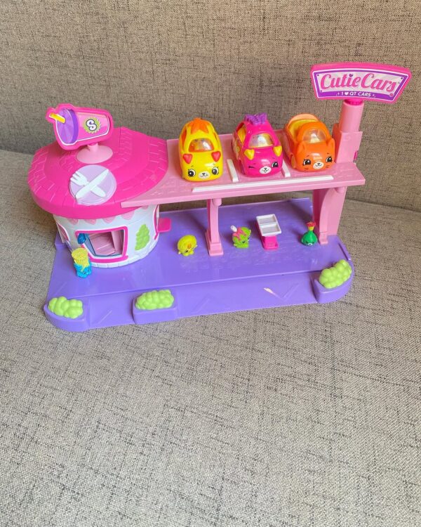 Shopkins Cutie Cars Playset