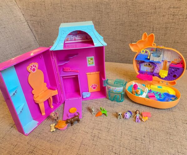 Mattel Polly Pocket Dog House & Corgi Cuddles