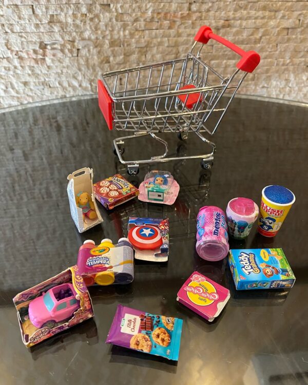 Mini Trolly with Minibrands