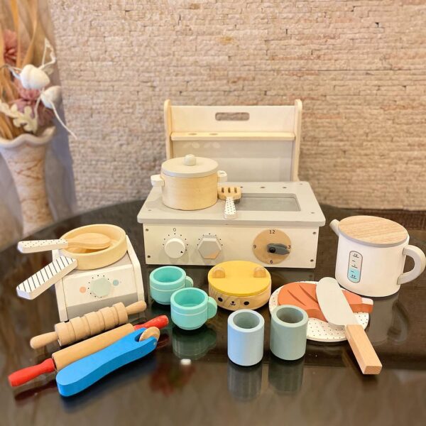 Wooden Stove Kitchen Set