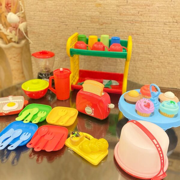 Girl's Giggles Kitchen Set Deal Plastic