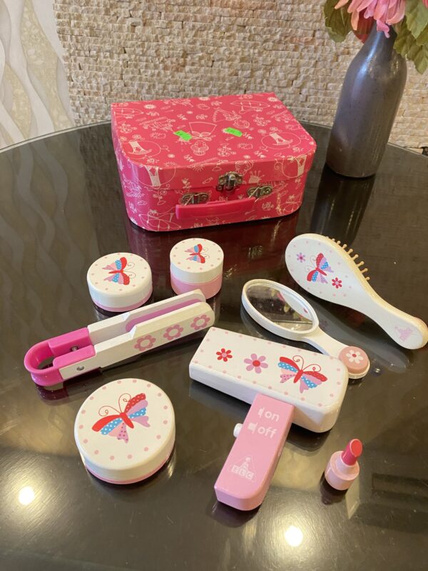 ELC wooden makeup set